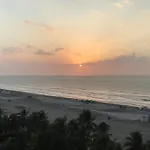 Cartagena, con salida directa a la playa