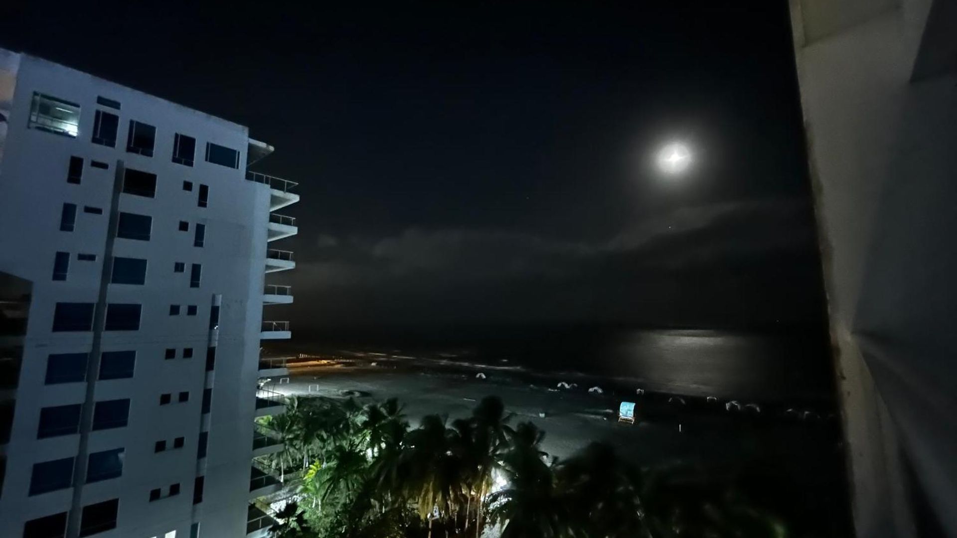 Apartamento Cartagena, Con Salida Directa A La Playa